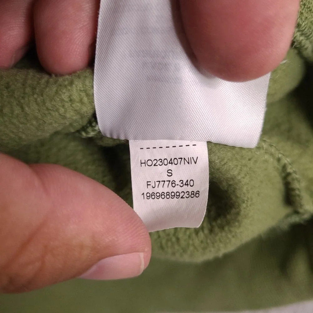 Air Jordan Essential Fleece Crewneck Sweatshirt Mens Small Green‎ Jumpman Logo